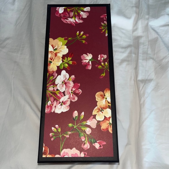 Gucci Luxury Storage Shoe Box 📦 - Picture 3 of 3